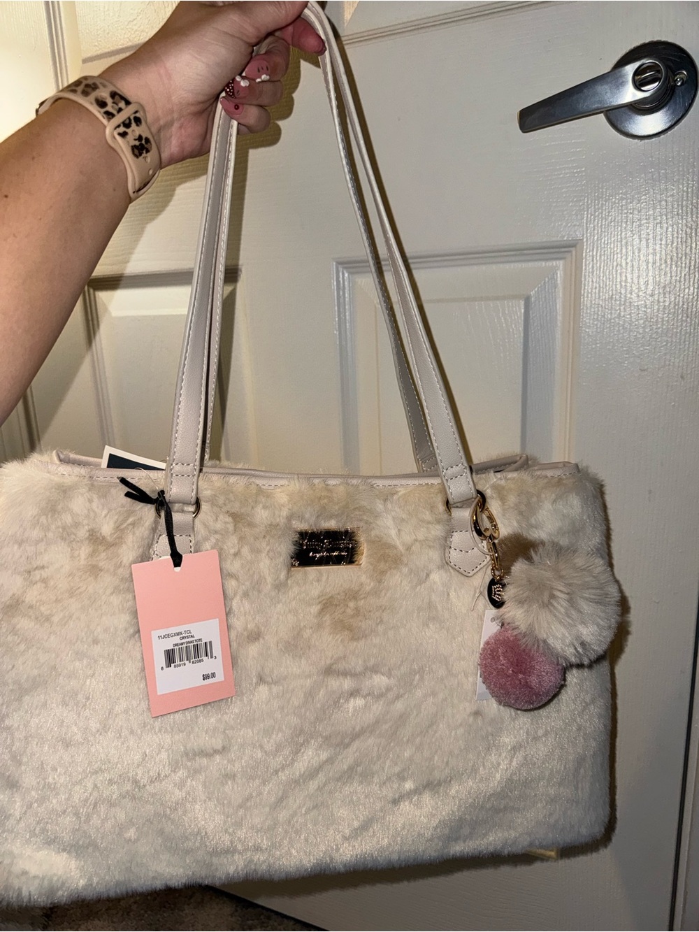 Juicy Couture White Faux Fur Shoulder Bag with Pom Pom Charm New with Tags - Picture 9 of 16